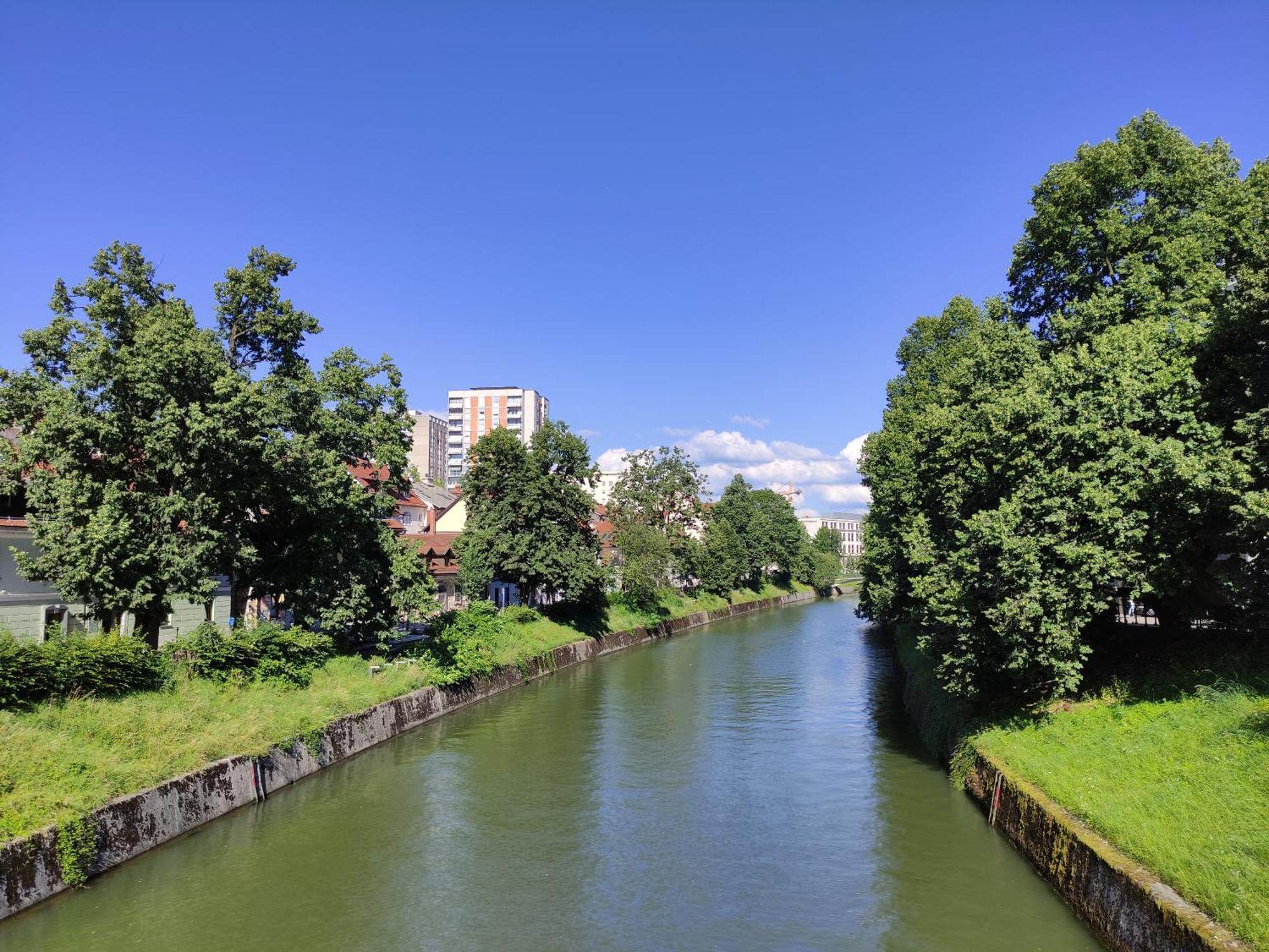 Studio Apartment Sisters 3-4 Ljubljana Bagian luar foto