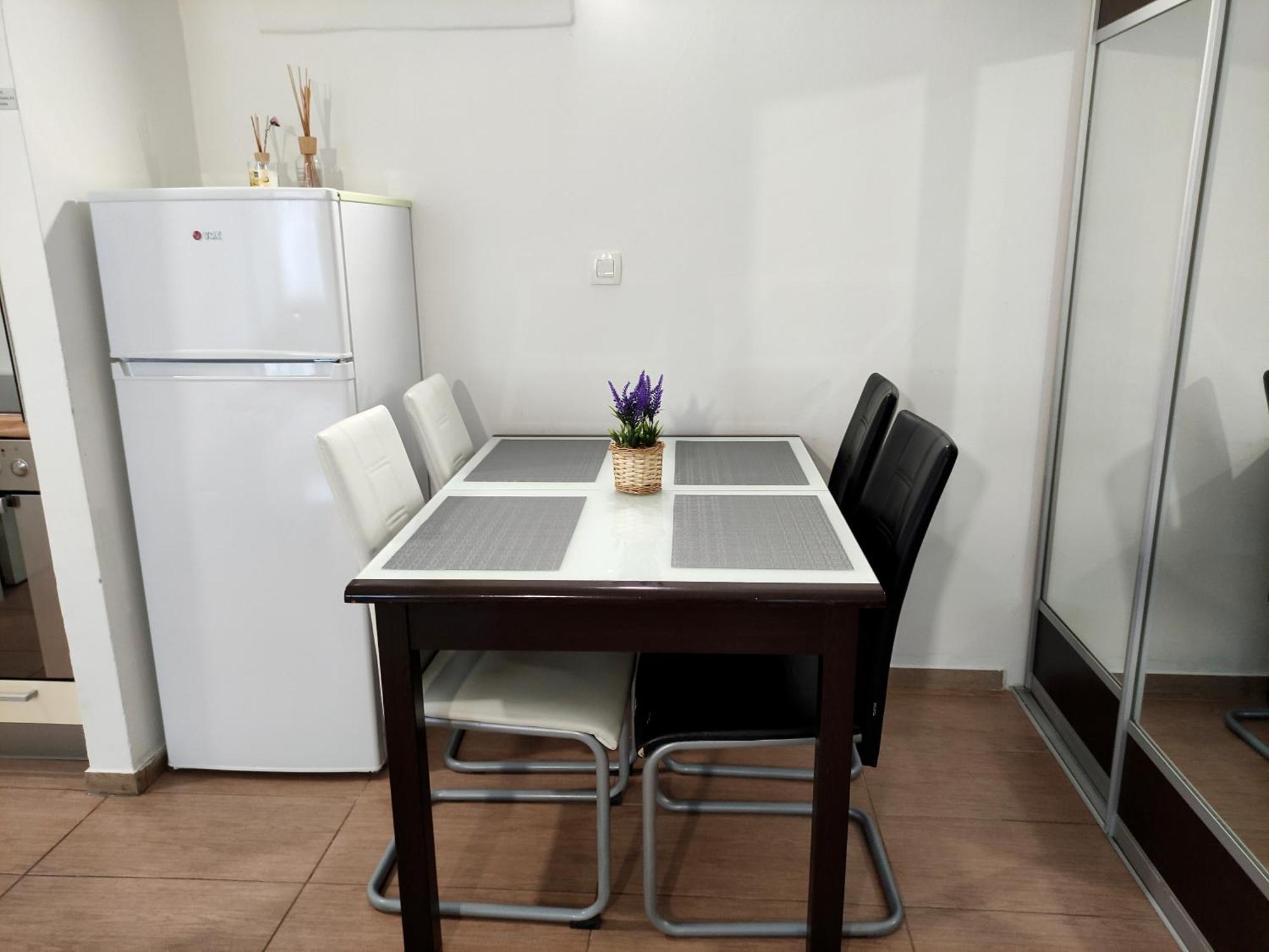 Studio Apartment Sisters 3-4 Ljubljana Bagian luar foto