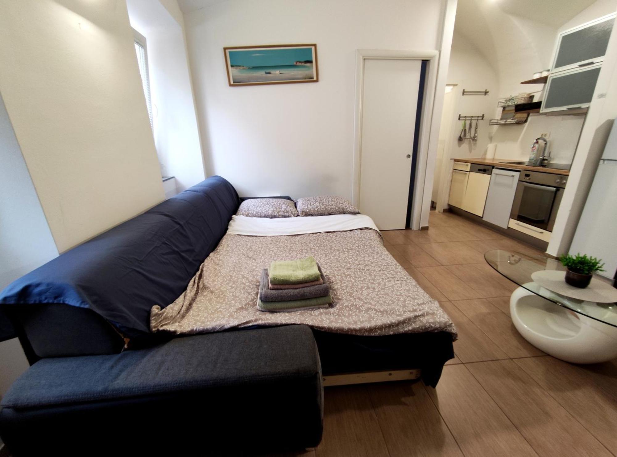 Studio Apartment Sisters 3-4 Ljubljana Bagian luar foto